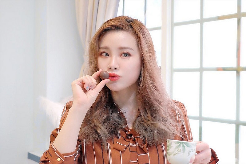 【生活】瑞士蓮Lindor軟心巧克力。讓我一口接一口停不下來的美味 - 第32張圖 DSCF5644