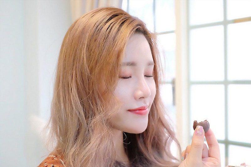 【生活】瑞士蓮Lindor軟心巧克力。讓我一口接一口停不下來的美味 - 第34張圖 DSCF5649