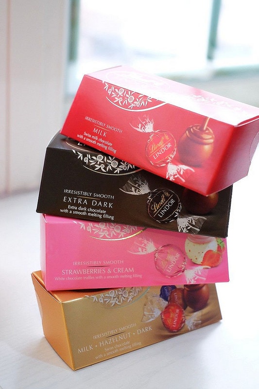 【生活】瑞士蓮Lindor軟心巧克力。讓我一口接一口停不下來的美味 - 第38張圖 DSCF5552