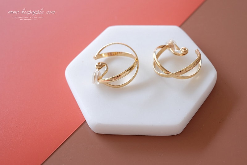 【買物】最近買的一些飾品們分享 // 夾式耳環、頸鍊、短項鍊、毛衣鍊。 - 第29張圖 DSCF6137