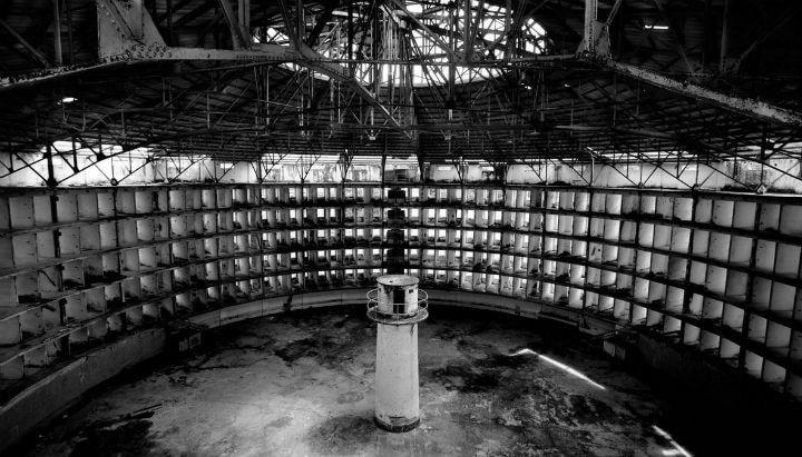 【逼先生專欄】《世界監獄進化史》跑步機從這裡誕生!? - 第27張圖 panopticon(PinsDaddy)