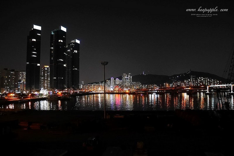 【釜山旅行】2018年KLOOK遊艇夜景初體驗。奢華浪漫的姊妹海上漂游記XD - 第72張圖 P1440116