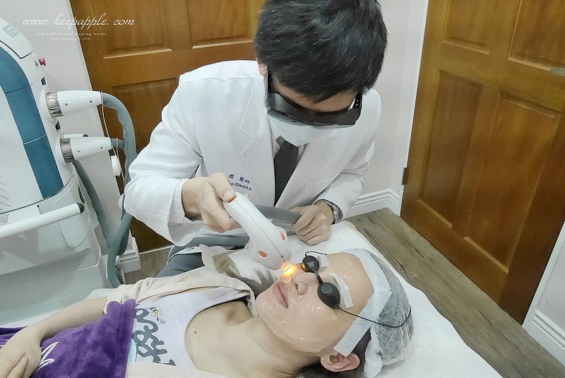 【醫美】夏日抗紅大作戰。對抗泛紅、斑點跟膚色不均的最佳幫手就是M22彩衝光 - 第27張圖 P1460543