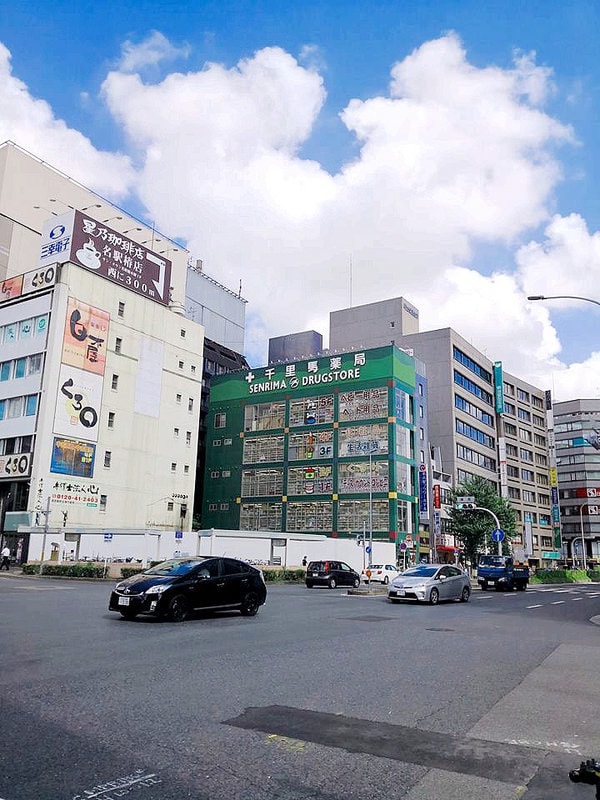 36709304_1903487446379257_826097153628700672_n