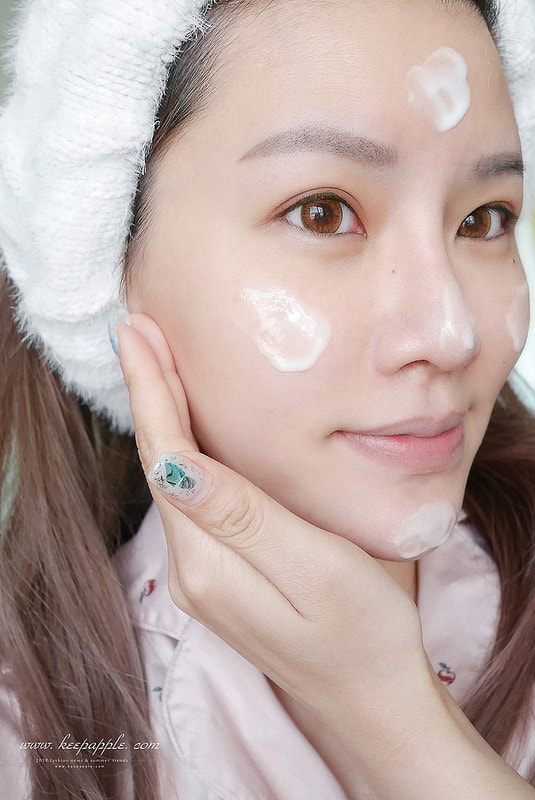 【美保】2018百貨週年慶來前先看這篇!夏日遠離暗沉的美白方法。SK-II超肌因鑽光淨白精華+超輕感全效防曬霜 - 第9張圖 美白精華推薦