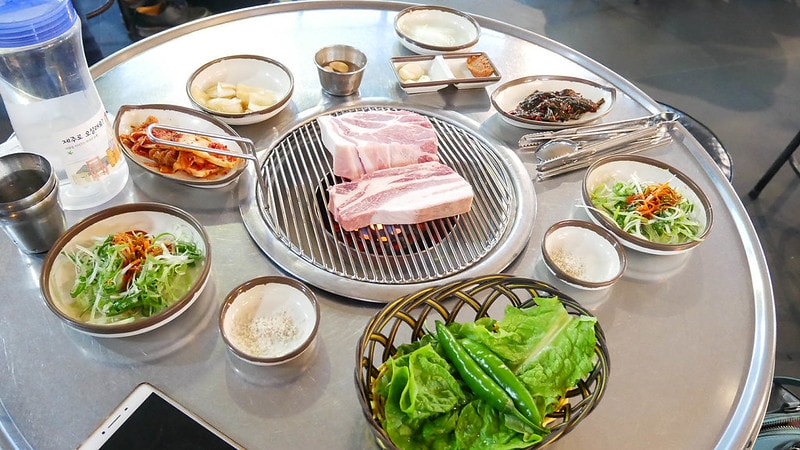 【逼先生專欄】《濟州自由行全攻略》濟州島必吃黑豬肉:GD大愛「豚舍豚」(돈사돈) - 第8張圖 P1140139