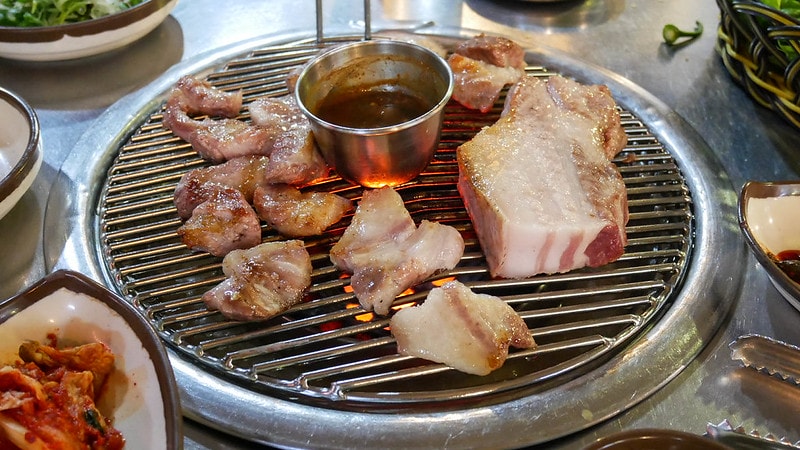 【逼先生專欄】《濟州自由行全攻略》濟州島必吃黑豬肉:GD大愛「豚舍豚」(돈사돈) - 第22張圖 P1140184