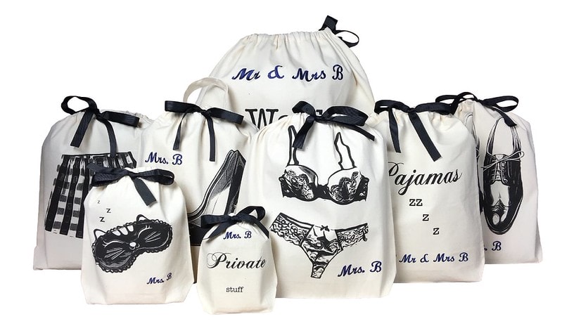 organizing-bags-personalized-honeymoon-kit-8-pack-1_2048x