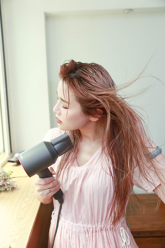 【分享】日本Dyson Supersonic™不一樣的神級吹風機。正版VS.盜版 比一比到底哪裡不一樣? - 第36張圖 IMG_7020