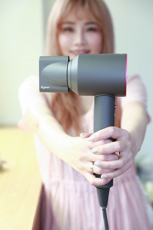 【分享】日本Dyson Supersonic™不一樣的神級吹風機。正版VS.盜版 比一比到底哪裡不一樣? - 第57張圖 IMG_7101