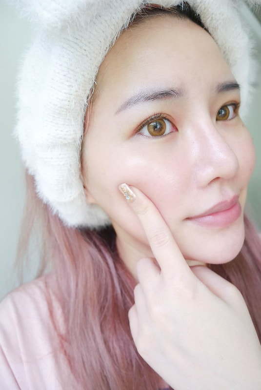 HAKU 驅黑淨白露V使用效果