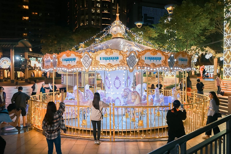 【活動】「2019新北市歡樂耶誕城」。雷射光雕秀/三大必逛主題燈區/交通資訊/活動內容/必逛必拍網美景點 - 第17張圖 IMG_4055