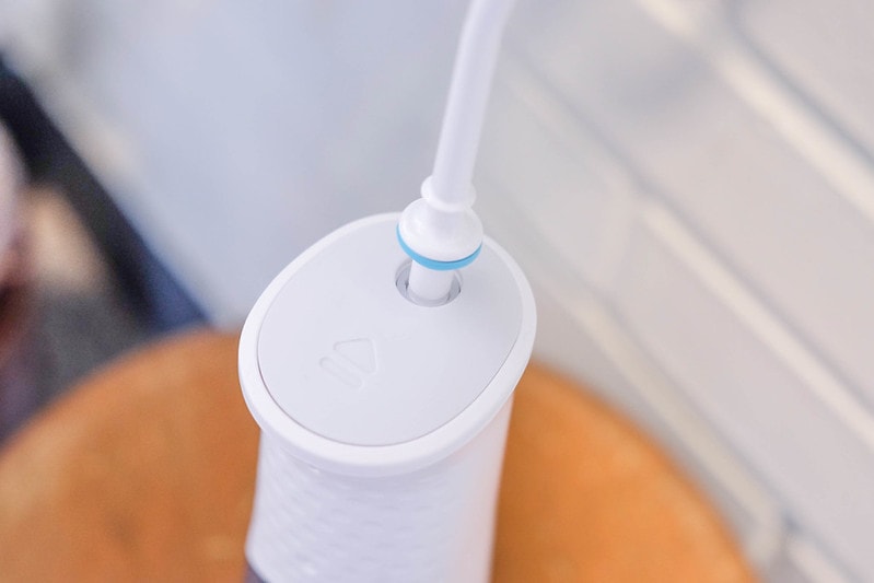 【家電】2019歐樂B沖牙機推薦。可攜式高效活氧沖牙機~讓牙套妹的牙齒保養更輕鬆! - 第20張圖 歐樂B沖牙機