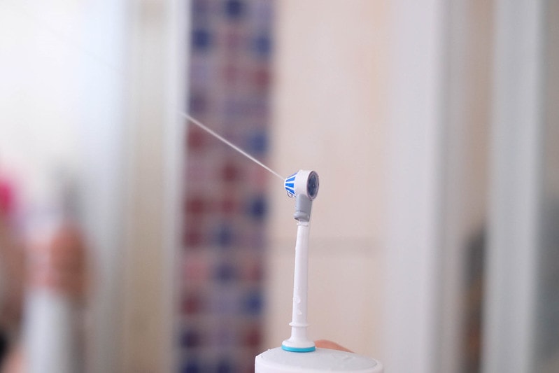 【家電】2019歐樂B沖牙機推薦。可攜式高效活氧沖牙機~讓牙套妹的牙齒保養更輕鬆! - 第30張圖 歐樂B沖牙機