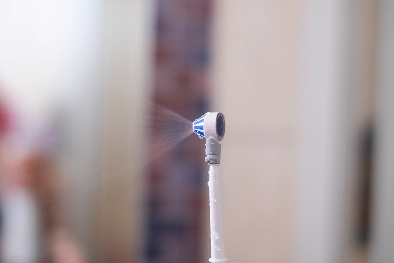 【家電】2019歐樂B沖牙機推薦。可攜式高效活氧沖牙機~讓牙套妹的牙齒保養更輕鬆! - 第32張圖 歐樂B沖牙機