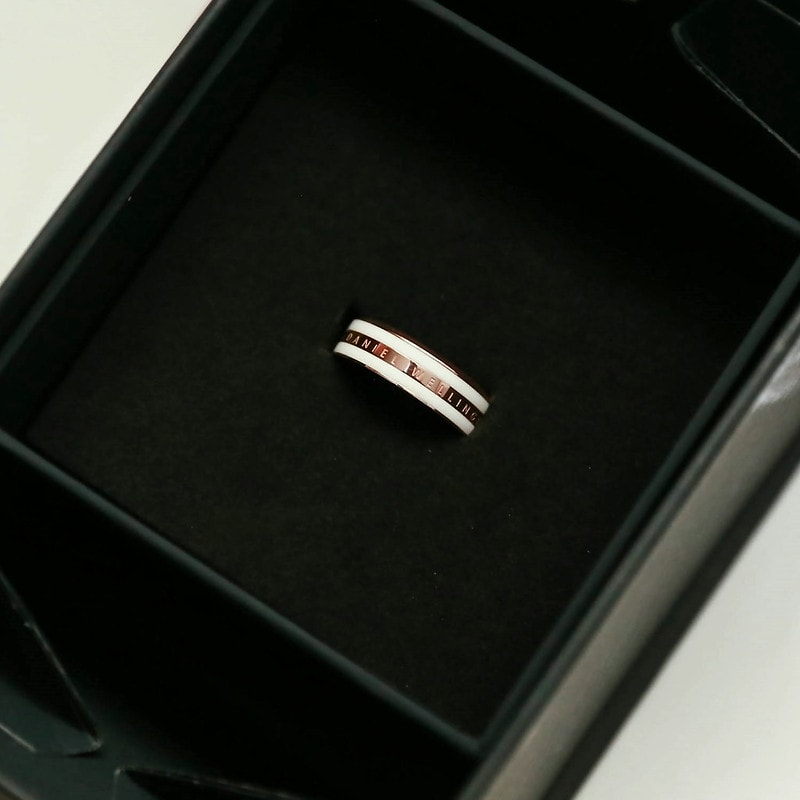 【穿搭】情侶必備DW時尚對錶。新款Iconic Link系列越看越美 聖誕優惠重重 最佳入手攻略 - 第14張圖 IMG_5411