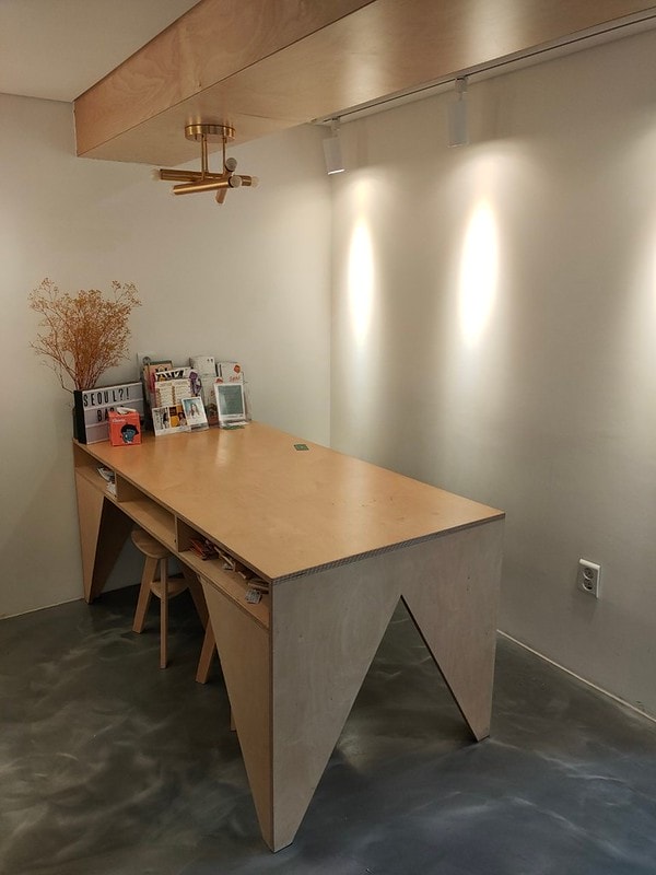 【首爾住宿推薦】溫馨明亮工業簡約風設計民宿 弘大 BAROATO (바로아토) 2號店 - 第7張圖 baroato 2_191228_0075