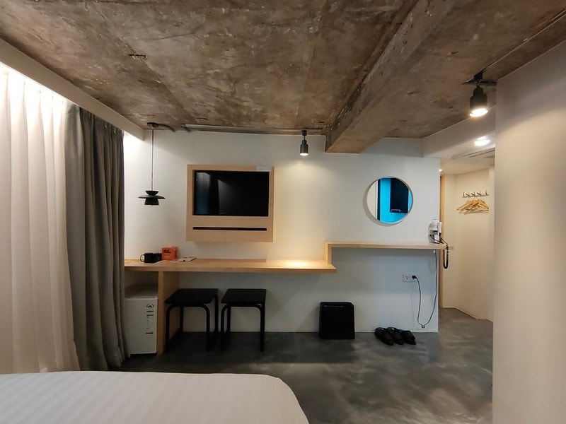 【首爾住宿推薦】溫馨明亮工業簡約風設計民宿 弘大 BAROATO (바로아토) 2號店 - 第22張圖 baroato 2_191228_0077