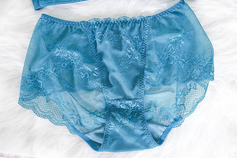 【內衣】SHINZITIY 湘滋緹。過年到了幫自己物色好穿塑身衣與絕美內衣 (文章內有400元折扣碼) - 第16張圖 IMG_8116