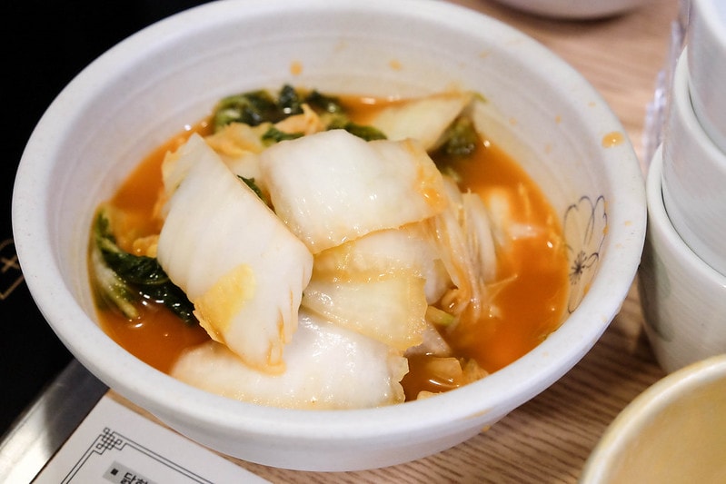 【逼先生專欄】首爾旅遊美食紀錄 《弘大一隻雞》 能吃到燉飯的一隻雞究竟是怎樣的一隻雞!? - 第6張圖 DSCF1816