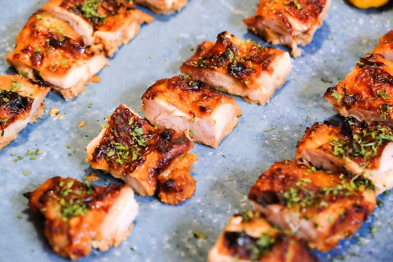 【逼先生專欄】首爾旅遊美食紀錄 弘大必吃 平價文青風「DAKKKOYAM」 (닭꼬얌) 四色燒雞 - 第2張圖 DSCF2144