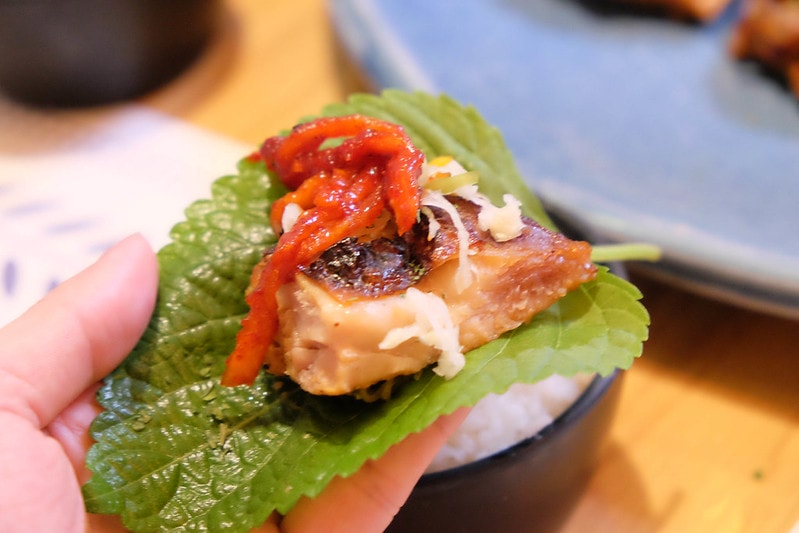 【逼先生專欄】首爾旅遊美食紀錄 弘大必吃 平價文青風「DAKKKOYAM」 (닭꼬얌) 四色燒雞 - 第16張圖 DSCF2162