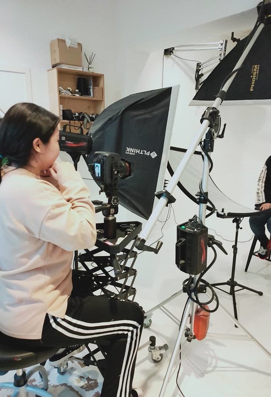 【韓國遊記】放IG被問翻了。去首爾哪裡拍的韓式證件照 Studio photobi 포토바이 홍대점 - 第17張圖 32972