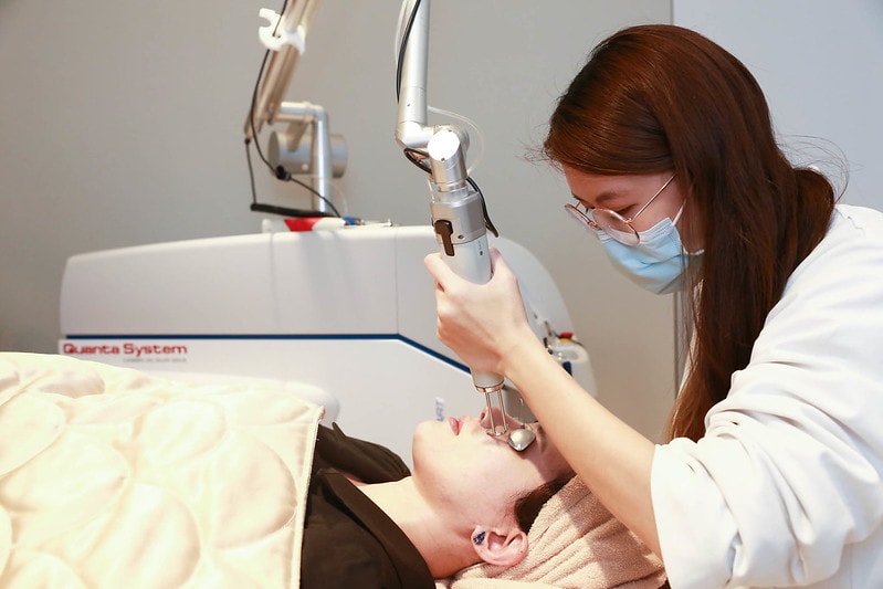 【醫美】Nice Clinic耐斯診所 。水飛梭(海菲秀)+探索皮秒一起來 給我煥然一新晶透好膚質 - 第26張圖 IMG_4418