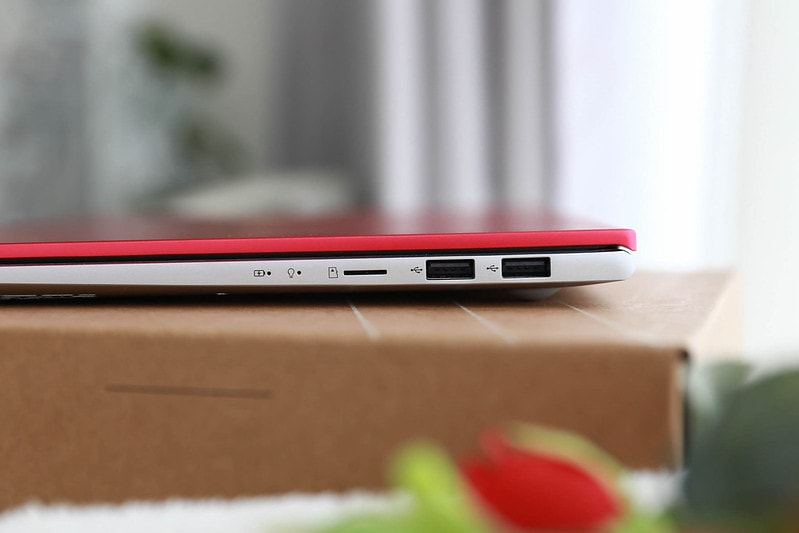 【3C】ASUS華碩 最新 VivoBook S14 (S433) 輕薄時尚的超美型筆電 時尚個性女孩首選! - 第17張圖 IMG_6555