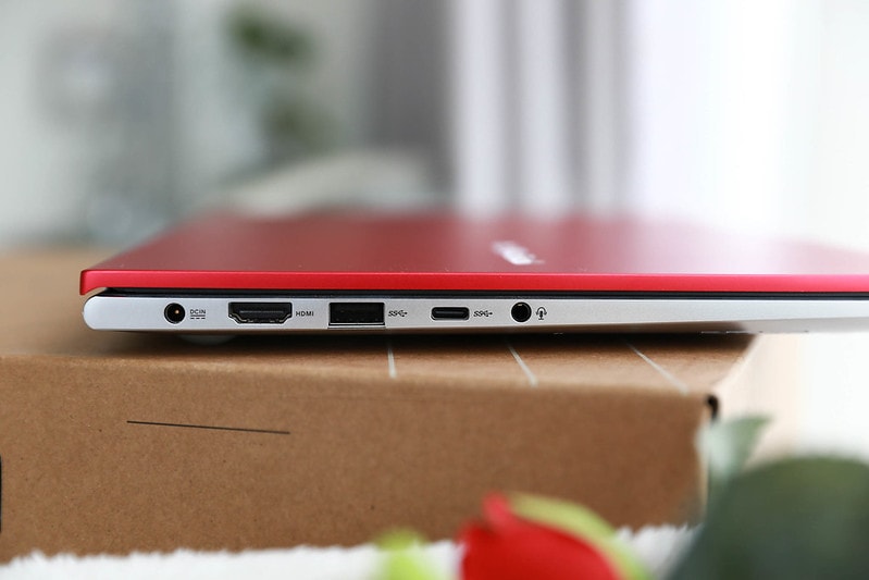 【3C】ASUS華碩 最新 VivoBook S14 (S433) 輕薄時尚的超美型筆電 時尚個性女孩首選! - 第18張圖 IMG_6556