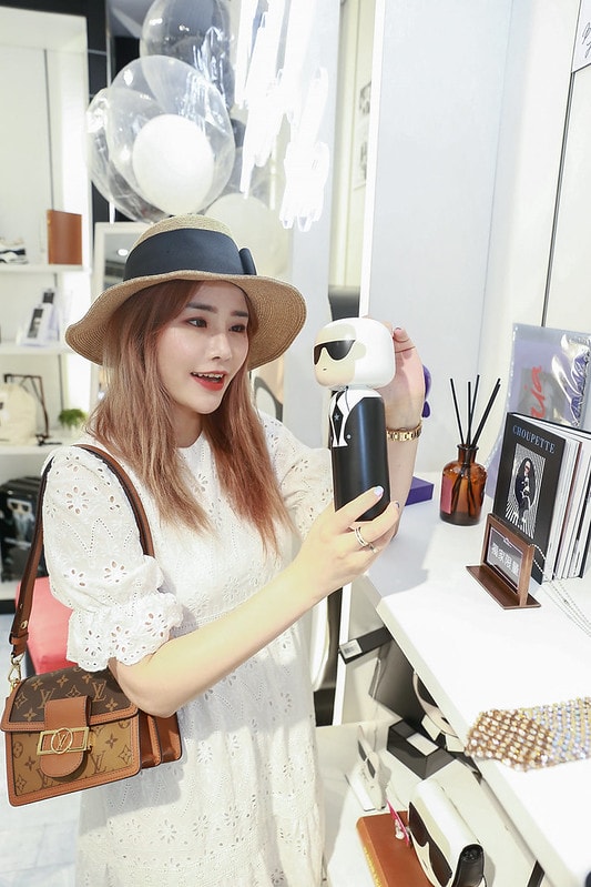 【活動訊息】展期限兩個月的Karl Lagerfeld老佛爺快閃空間。體現「老佛爺」卡爾‧拉格斐的生活態度 - 第27張圖 IMG_1094