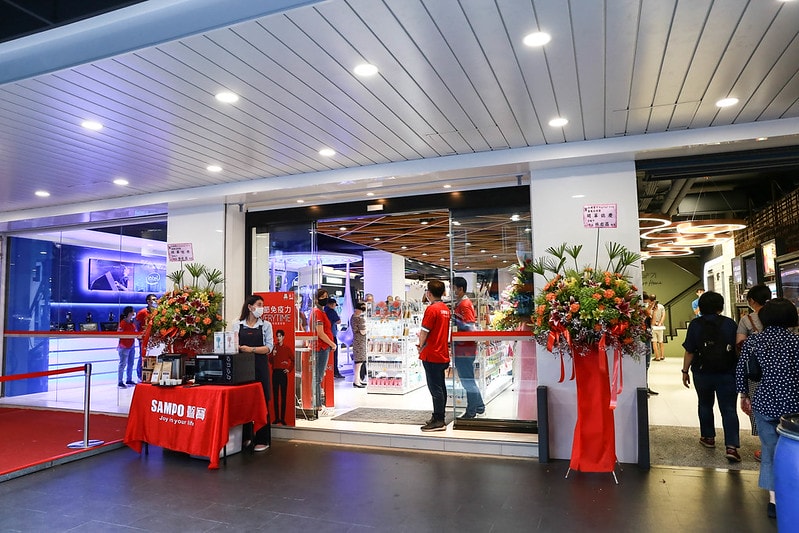 【購物】基隆新地標 全國電子Digital City基隆店開幕啦!連百元商店跟藥妝店都可以一起逛到~ - 第7張圖 IMG_6111