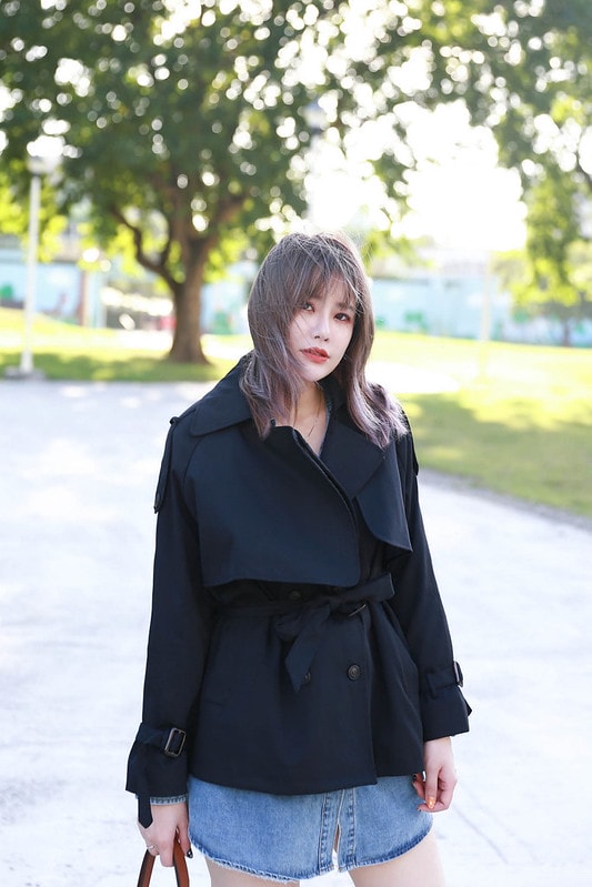 【HAIR】台北中山區髮廊推薦 FIN HAIR。春夏的玫瑰灰棕挑染與秋冬的及肩星空灰藍調手刷染 - 第53張圖 IMG_4960