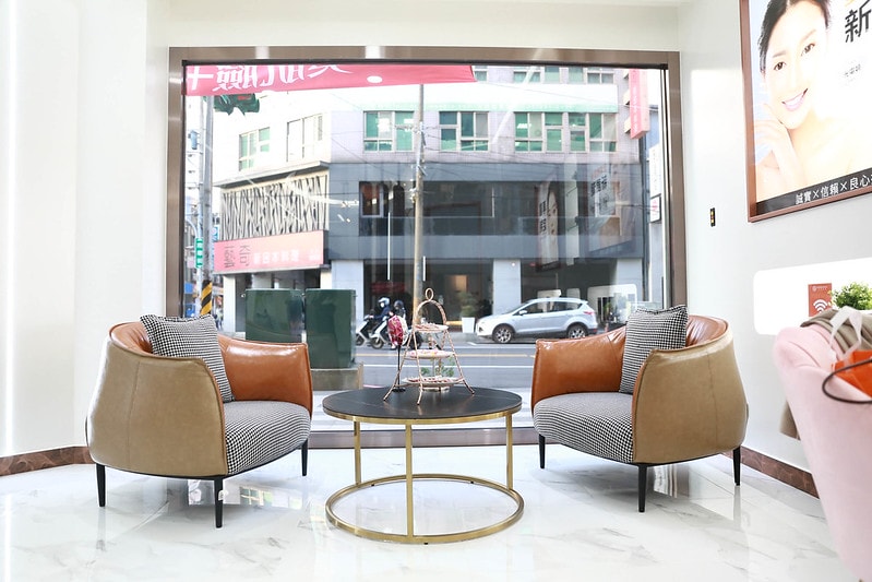 【美容】一次做了皮秒+藍寶石雷射+童顏點滴。輕醫美當道-佐登微爾健康管理醫美診所 - 第6張圖 IMG_6525