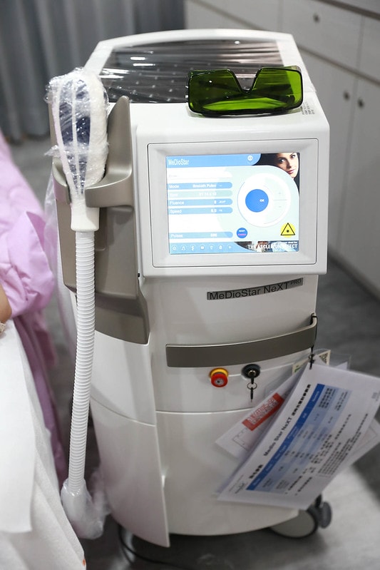 【美容】一次做了皮秒+藍寶石雷射+童顏點滴。輕醫美當道-佐登微爾健康管理醫美診所 - 第32張圖 IMG_6712