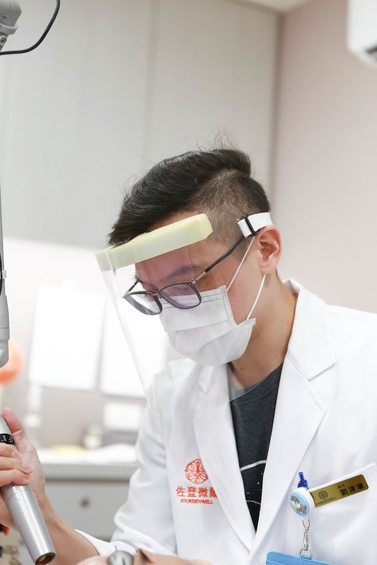 【美容】一次做了皮秒+藍寶石雷射+童顏點滴。輕醫美當道-佐登微爾健康管理醫美診所 - 第40張圖 IMG_6769