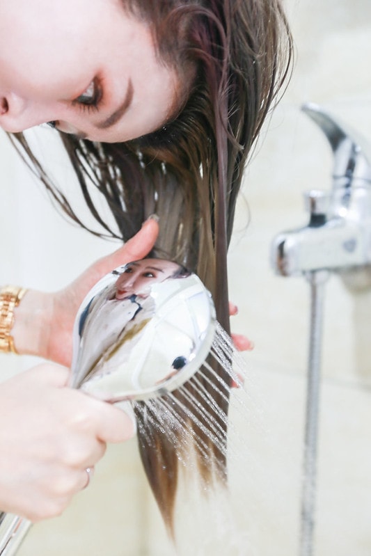 【HAIR】我最愛的香水髮品品牌出新品啦!MISSDAISY頭皮角質平衡淨化液&光澤柔馭修護髮油❤ - 第19張圖 IMG_4803