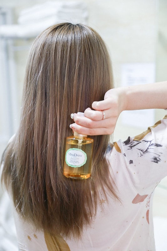 【HAIR】我最愛的香水髮品品牌出新品啦!MISSDAISY頭皮角質平衡淨化液&光澤柔馭修護髮油❤ - 第35張圖 IMG_4841
