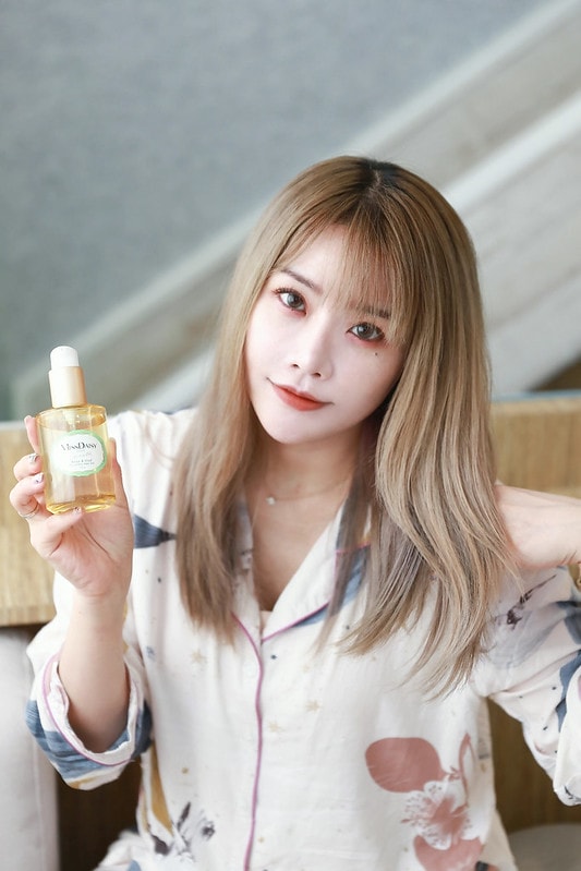 【HAIR】我最愛的香水髮品品牌出新品啦!MISSDAISY頭皮角質平衡淨化液&光澤柔馭修護髮油❤ - 第47張圖 IMG_4948