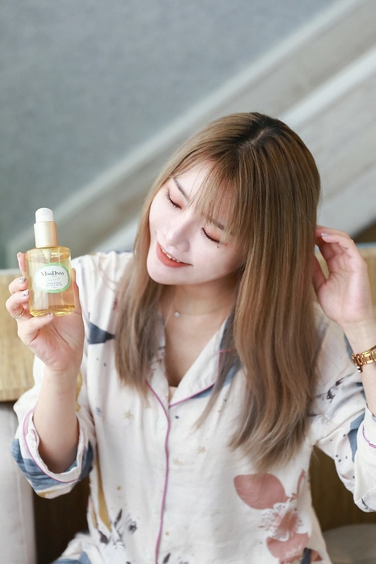 【HAIR】我最愛的香水髮品品牌出新品啦!MISSDAISY頭皮角質平衡淨化液&光澤柔馭修護髮油❤ - 第48張圖 IMG_4949