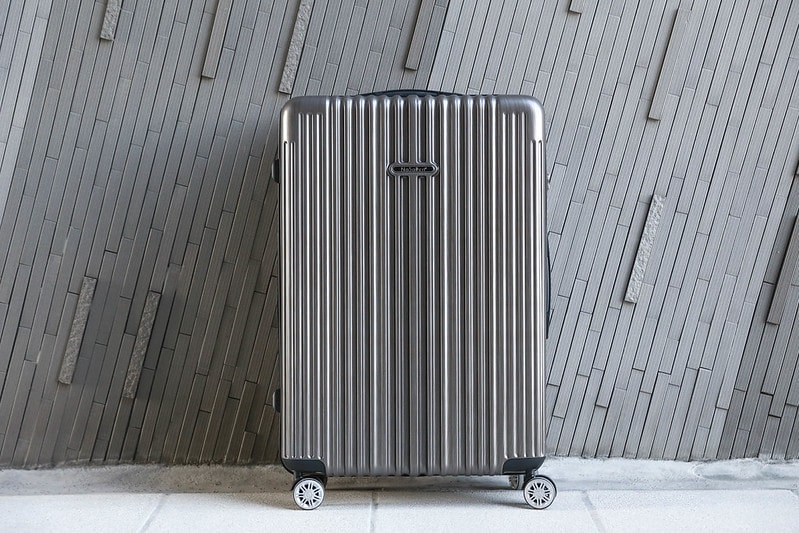 【旅行好物】德國NaSaDen新無憂輕量拉鍊系列-限量Charlene祕密花園聯名款26吋+拾遺畫話Planet聯名款22吋 - 第6張圖 IMG_4765