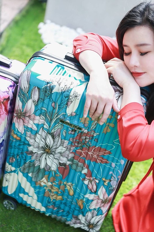 【旅行好物】德國NaSaDen新無憂輕量拉鍊系列-限量Charlene祕密花園聯名款26吋+拾遺畫話Planet聯名款22吋 - 第42張圖 908450