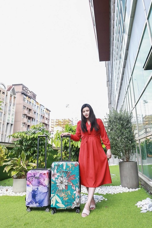 【旅行好物】德國NaSaDen新無憂輕量拉鍊系列-限量Charlene祕密花園聯名款26吋+拾遺畫話Planet聯名款22吋 - 第47張圖 908452