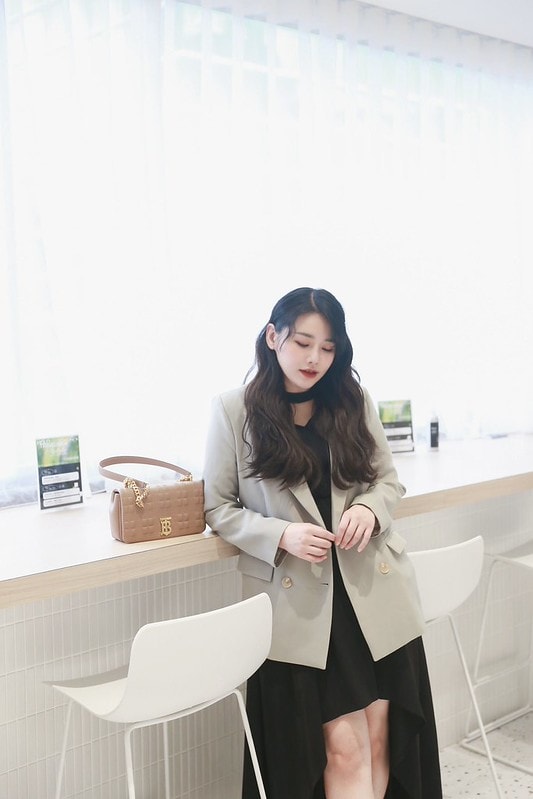 1668698962205_mr1668699401045