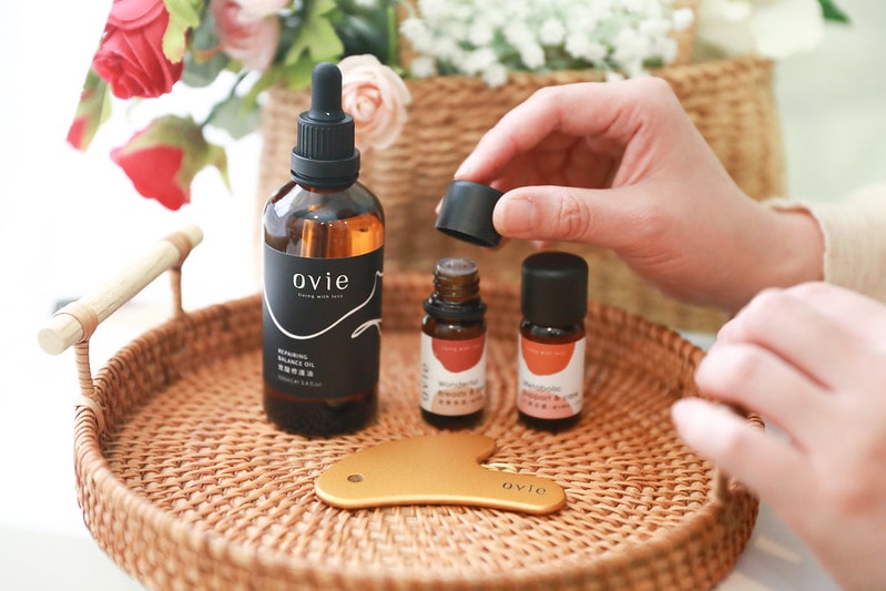 【美保】Ovie美豐美滿精油+覺醒油+代謝宓露精油+鈦金體雕板。美胸美體保養雙管齊下 - 第21張圖 IMG_2291
