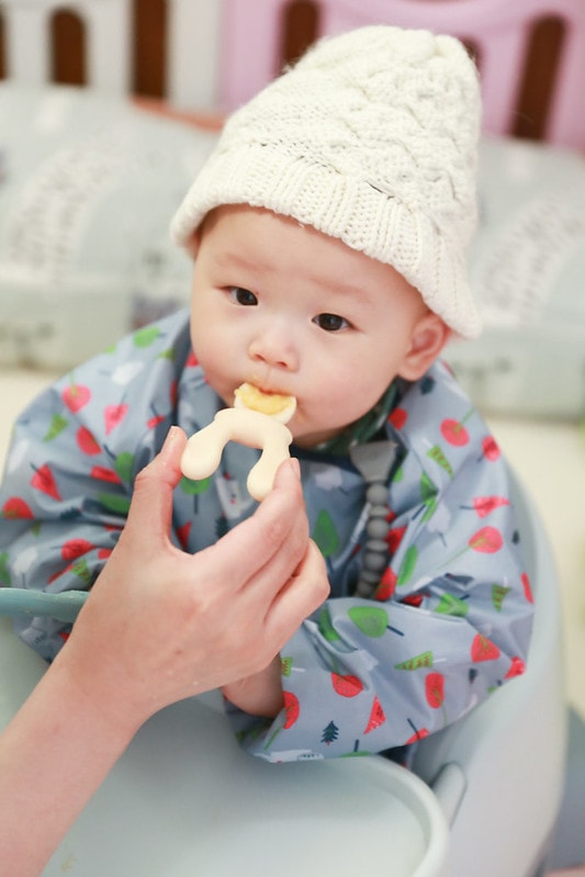 【育兒】讓嬰幼兒的副食品階段充滿口腔探索樂趣。Amamma x MAMA’sTEM: 美型嬰幼兒餐具系列✨ - 第30張圖 IMG_2212