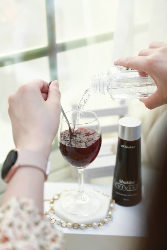 【生活】#喝的小紅瓶 榮獲SNQ國家品質標章、BAZAAR抗老大賞、美妝編輯、貴婦圈熱推的嘉康利VIVIX維可適營養液。 - 第11張圖 07