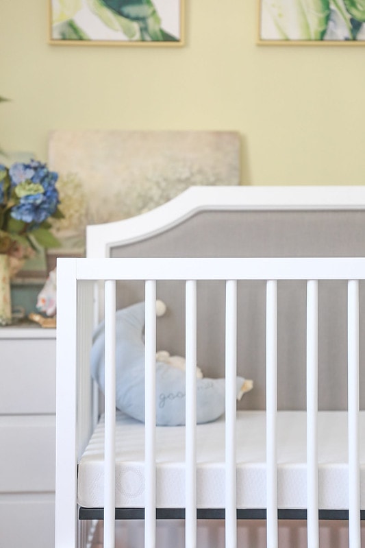 【育兒】終於來開箱我婆家和娘家的嬰兒床。LEVANA Olly 五合一Plus嬰兒床+Mini Color三合一嬰兒床 - 第4張圖 IMG_4620