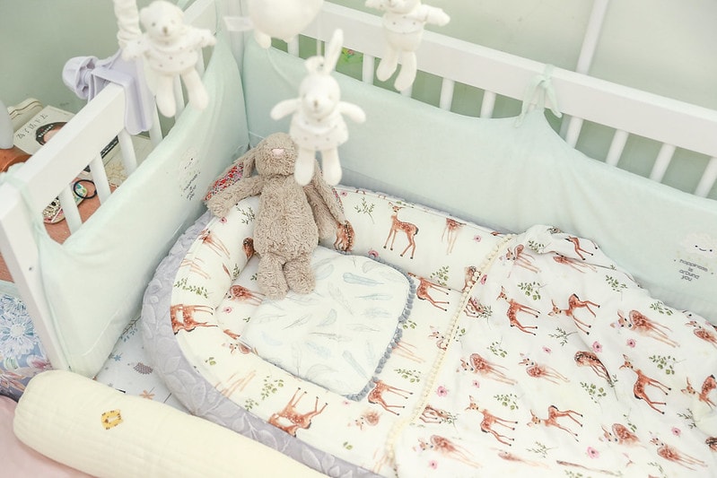 【育兒】終於來開箱我婆家和娘家的嬰兒床。LEVANA Olly 五合一Plus嬰兒床+Mini Color三合一嬰兒床 - 第36張圖 IMG_6632