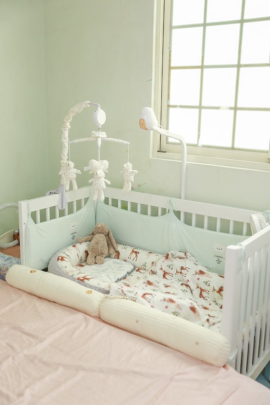 【育兒】終於來開箱我婆家和娘家的嬰兒床。LEVANA Olly 五合一Plus嬰兒床+Mini Color三合一嬰兒床 - 第44張圖 IMG_6607